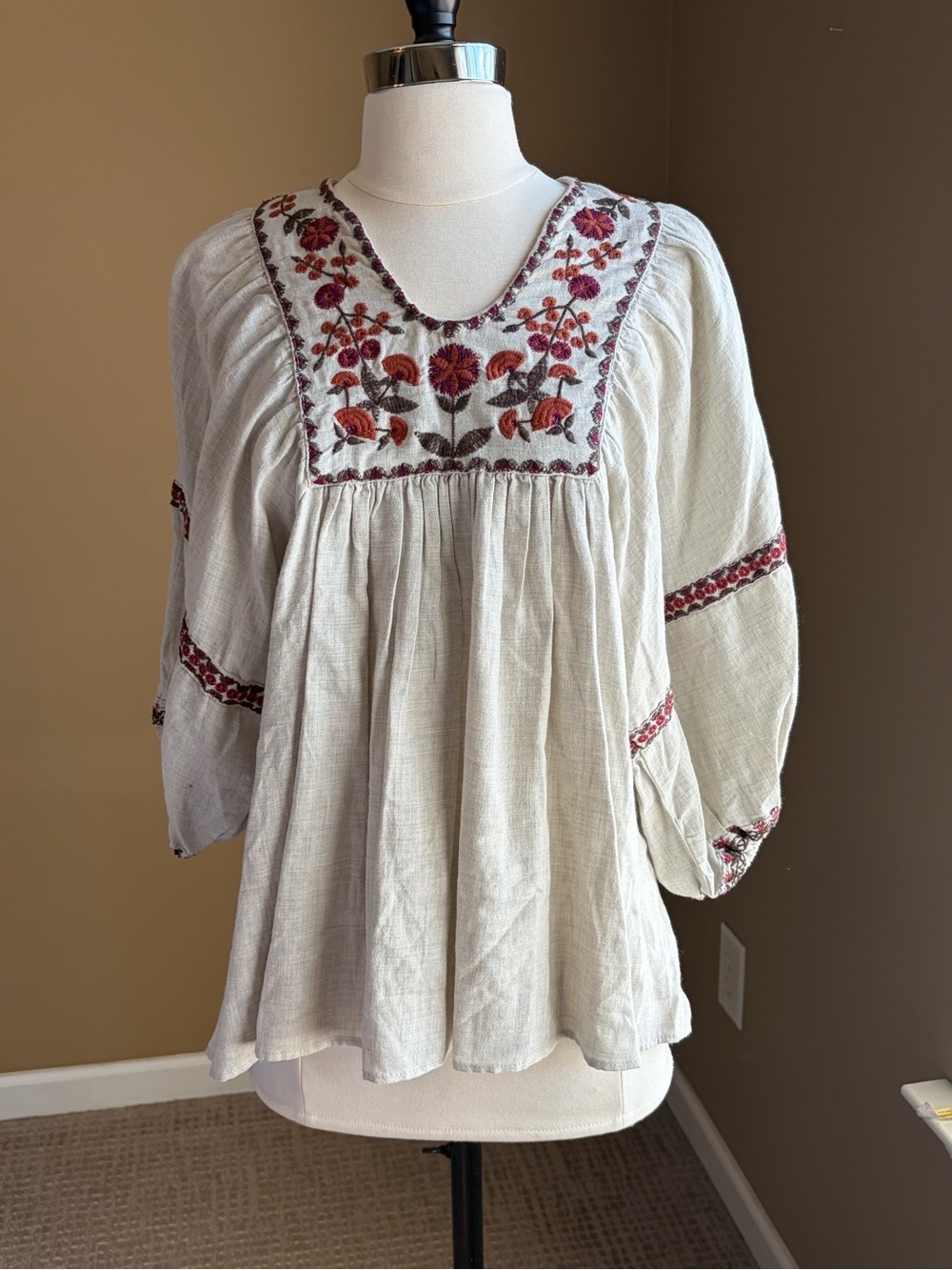 Max Studio Embroidered Peasant Blouse Small Boho Fall Cottage Folklore Moroccan